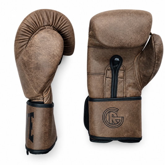 Guantes de boxeo vintage RG Jack Broughton: vista de la palma y lateral sobre fondo blanco