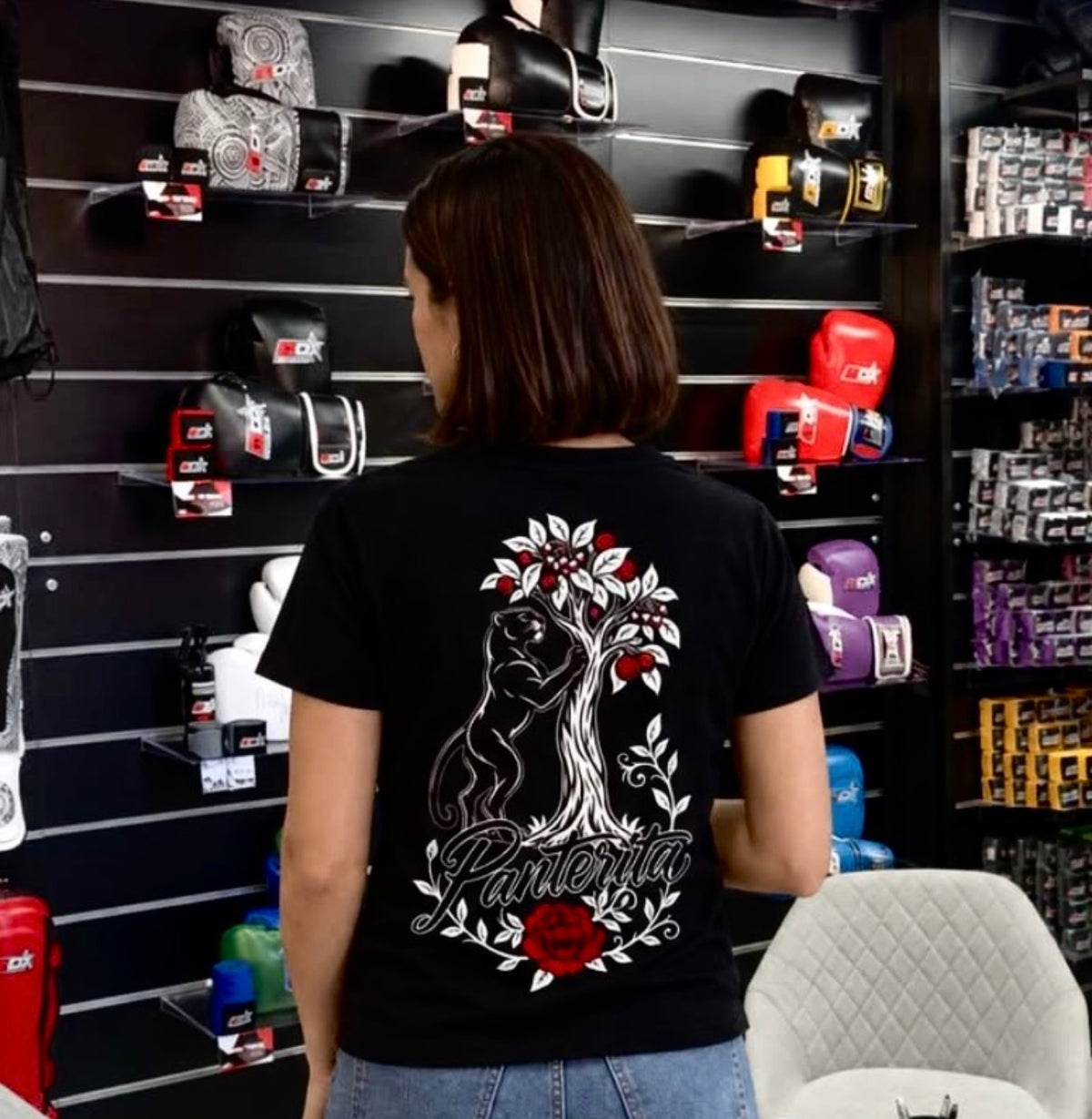 Camiseta chica/chico Alba «La Panterita» – Madrid | Redglove PREVENTA