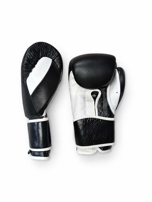 Guantes de Boxeo Mercurial negro y blanco - vista de pareja