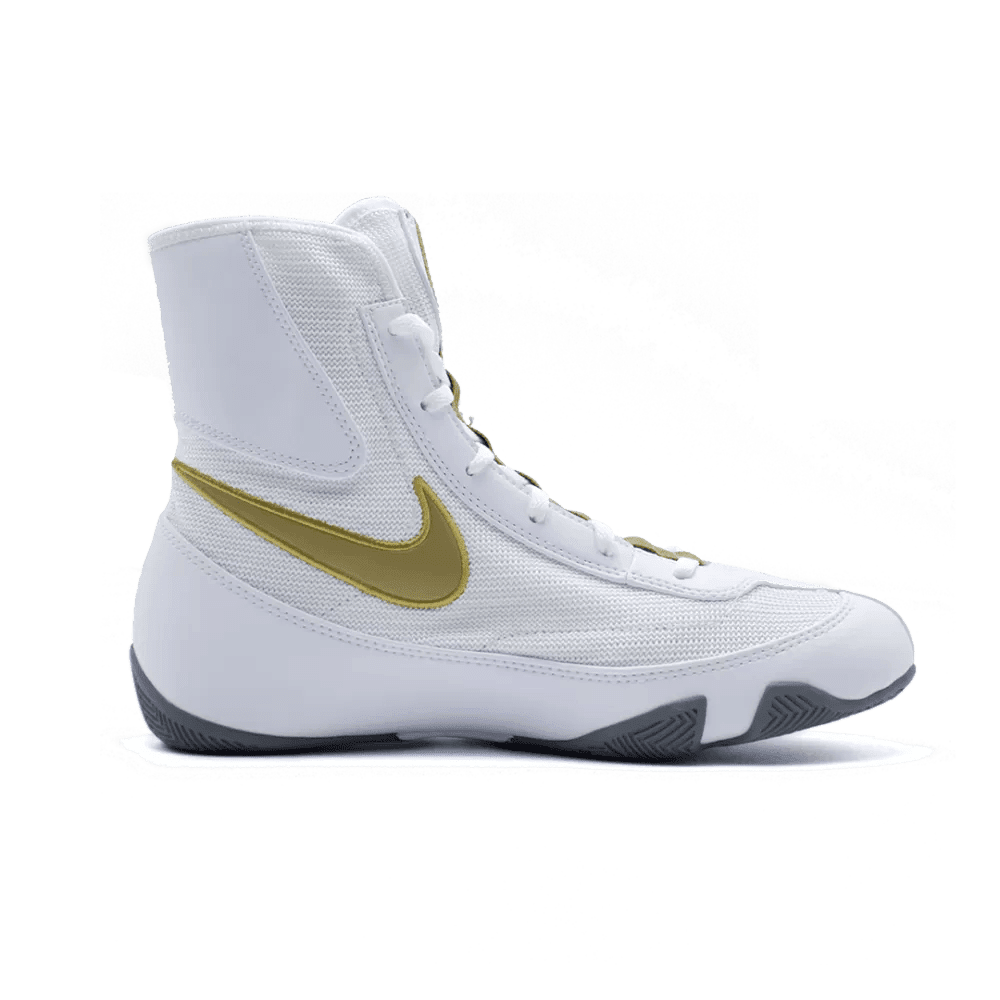 Nike white top boxing shoes